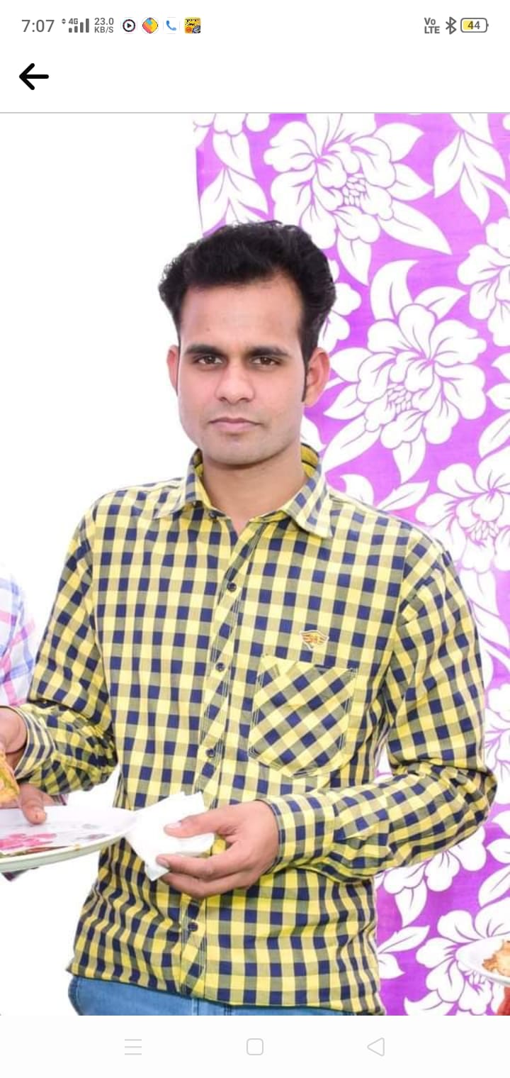 member-img